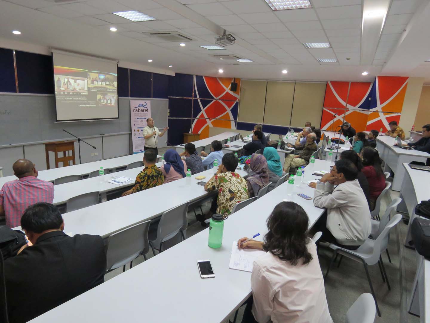 Director Glenn Banaguas of the Environmental and Climate Change Research Institute (ECCRI), De La Salle Araneta University (DLSAU)