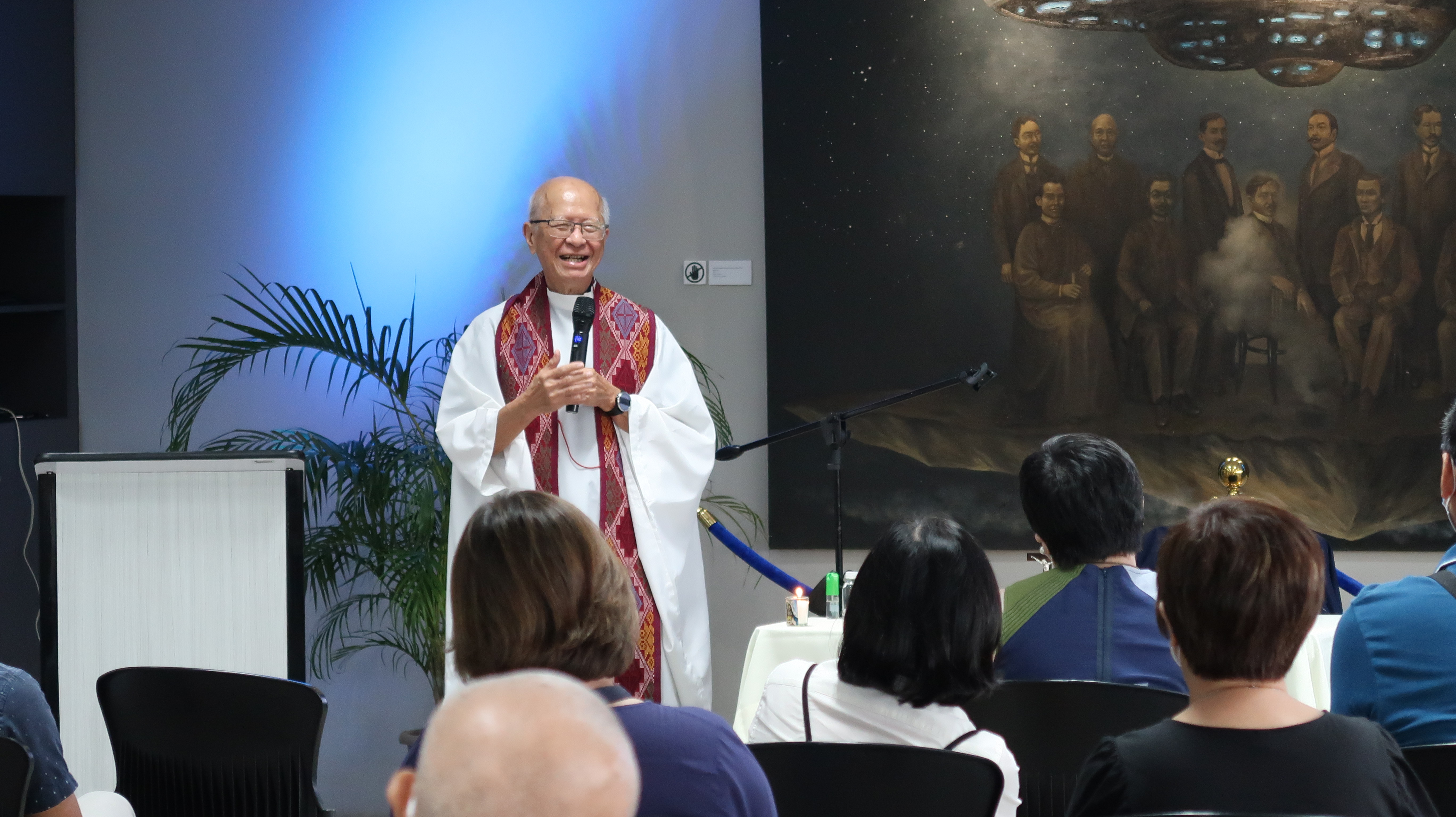 Fr. Ben Nebres, SJ sharing his experiences with Pathways during the homily