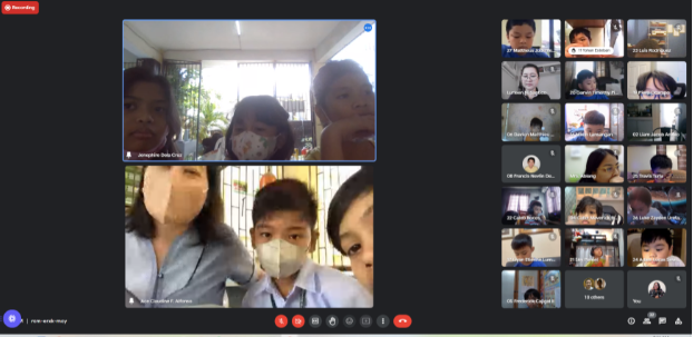 Grade 2 Kamagong boys and students from Raymundo Punongbayan Elementary School during a Question and Answer Activity.