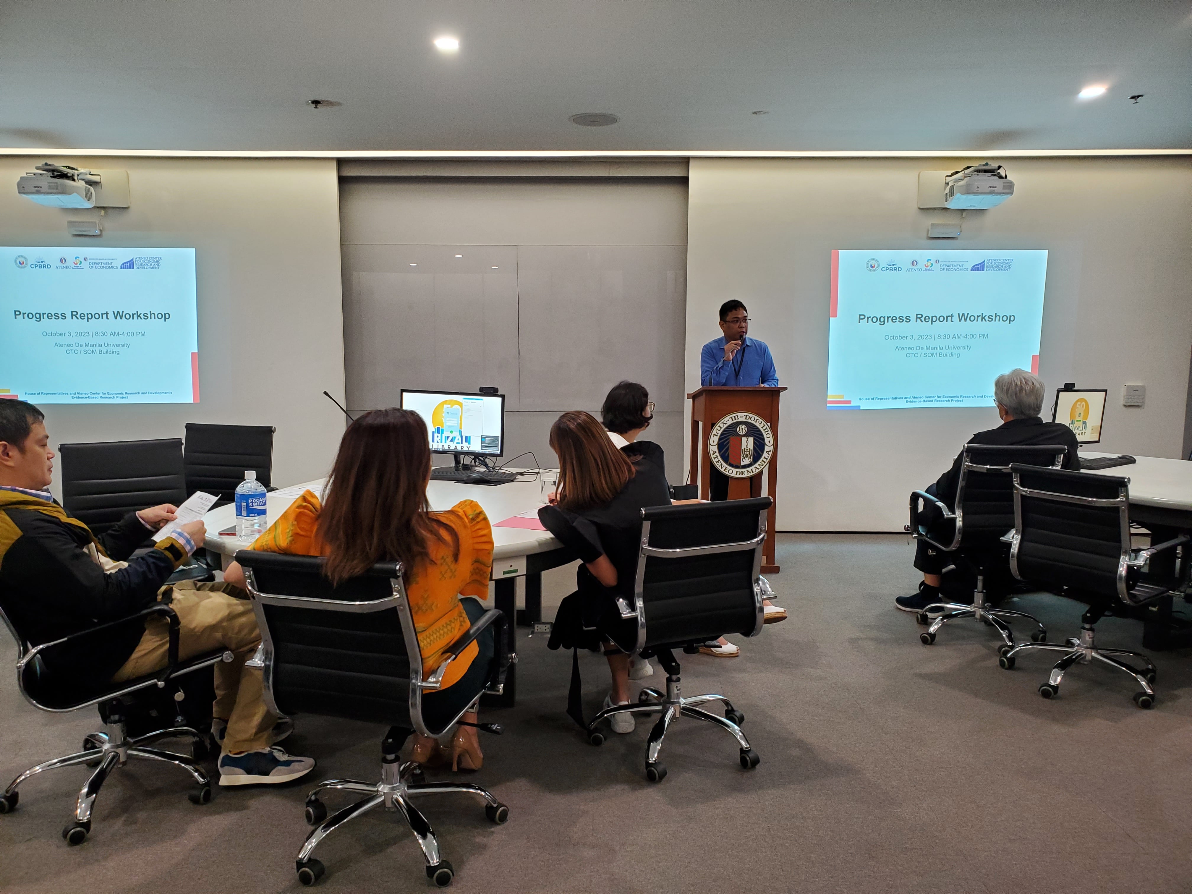 Ser Pena giving the opening remarks