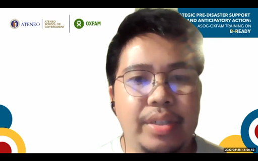 Mr. Arcayna reviews and reframes the participants' DRR plans towards anticipatory-driven approach