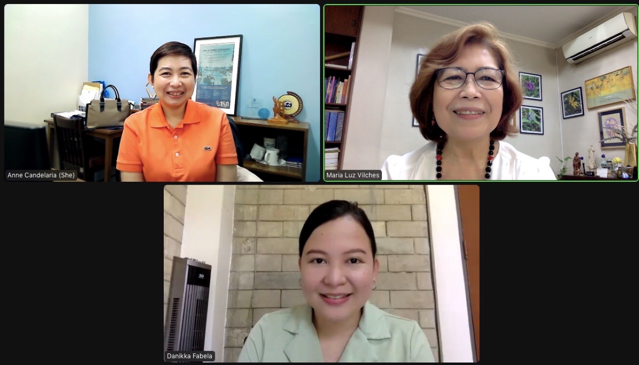 Learning the news from Dr Anne Candelaria and Dr Marlu Vilches.