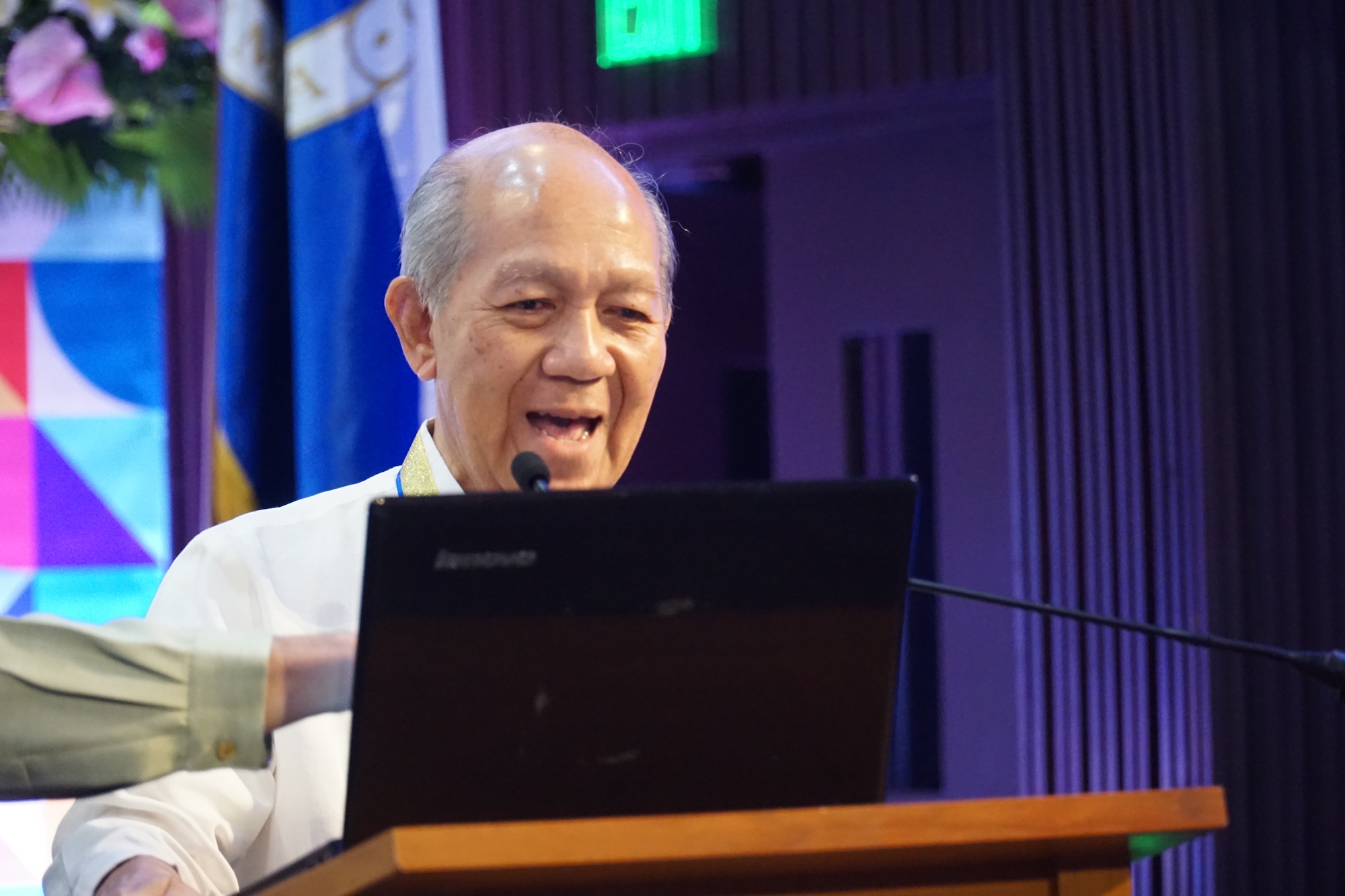 Fr Aydee Dacanay gives his response after his conferment