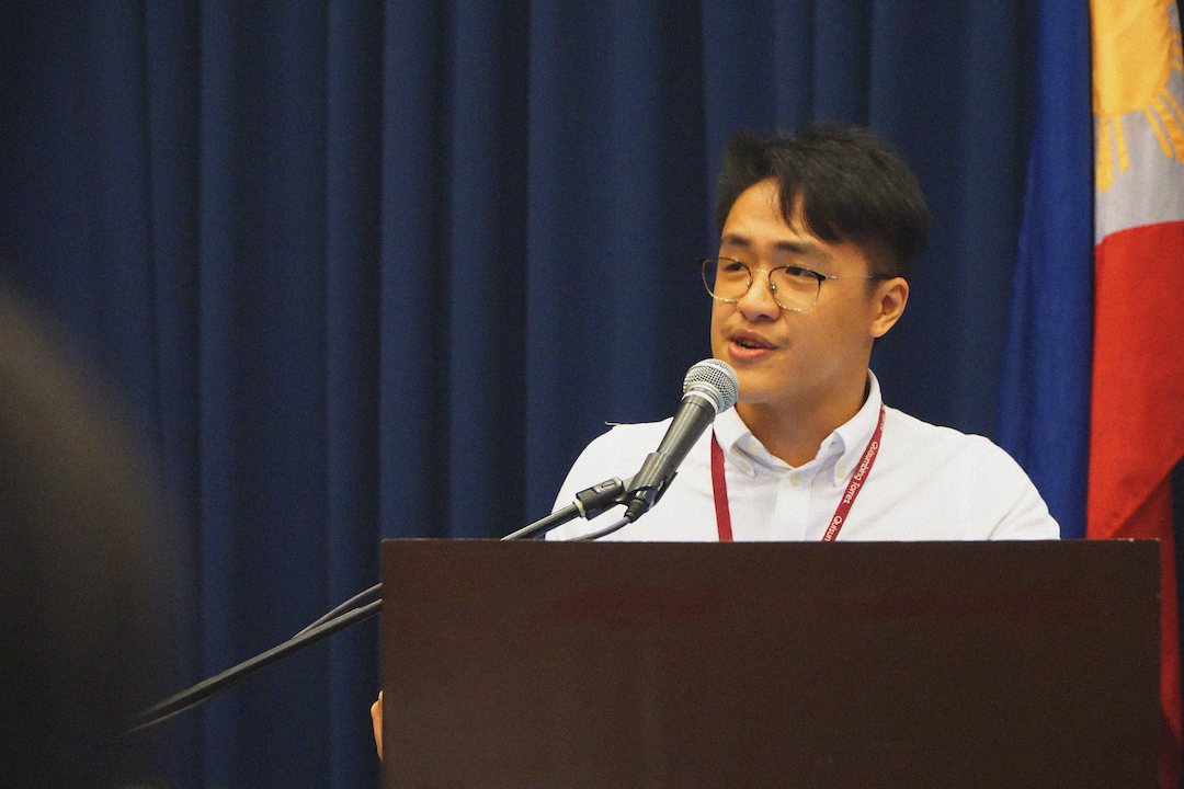 Mr Angeles delivers the debate’s welcome remarks