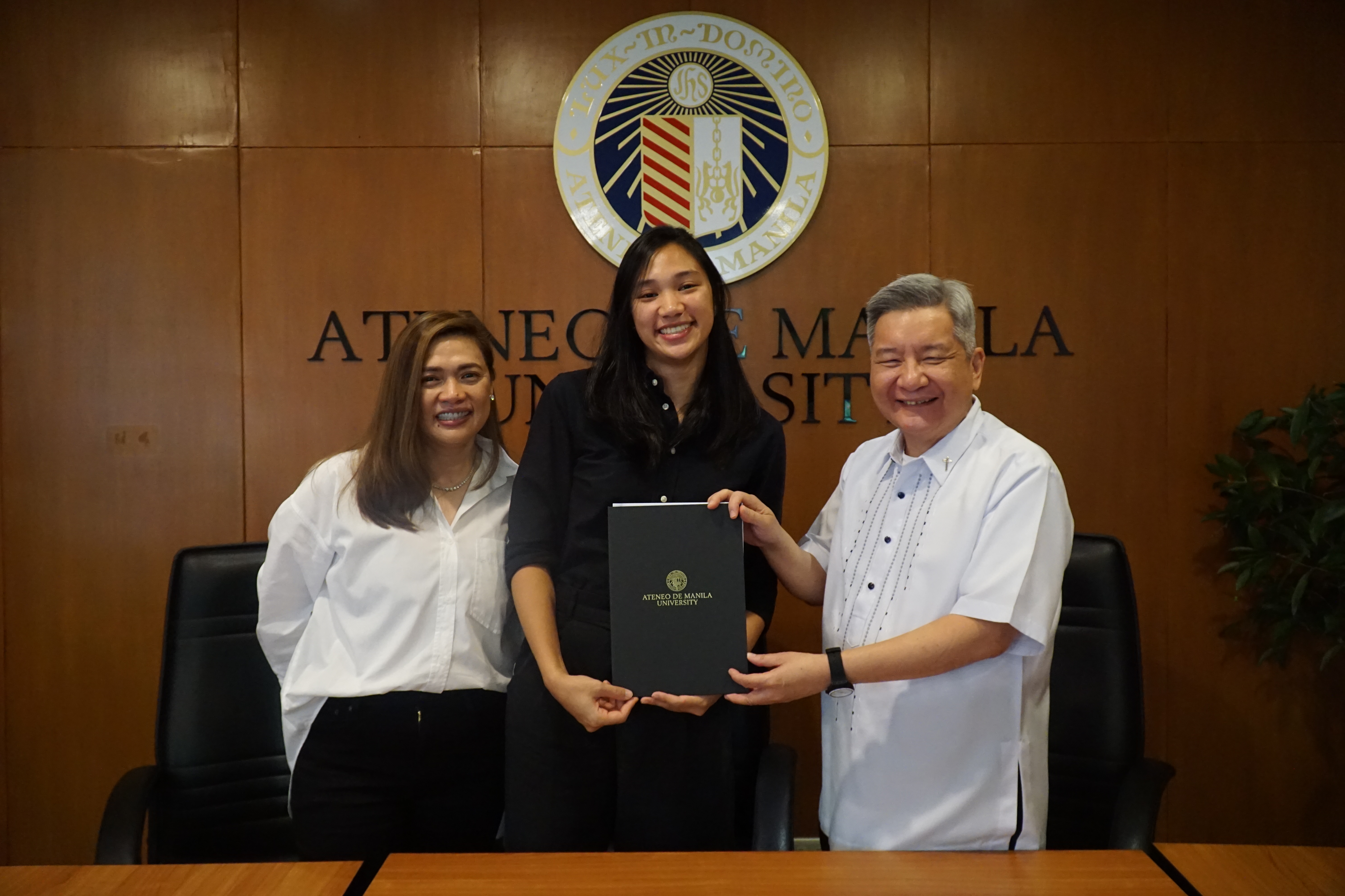 Ms. Det de Leon, Bea de Leon, Fr. Bobby Yap SJ