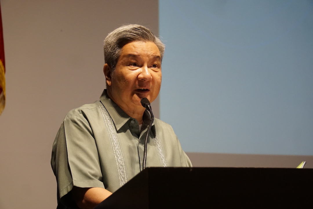 Fr Roberto Yap SJ gives his welcome remarks 