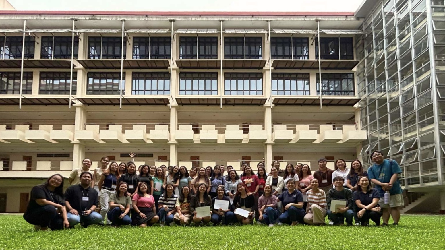 Pathways mentors and mentees pose for a group photo