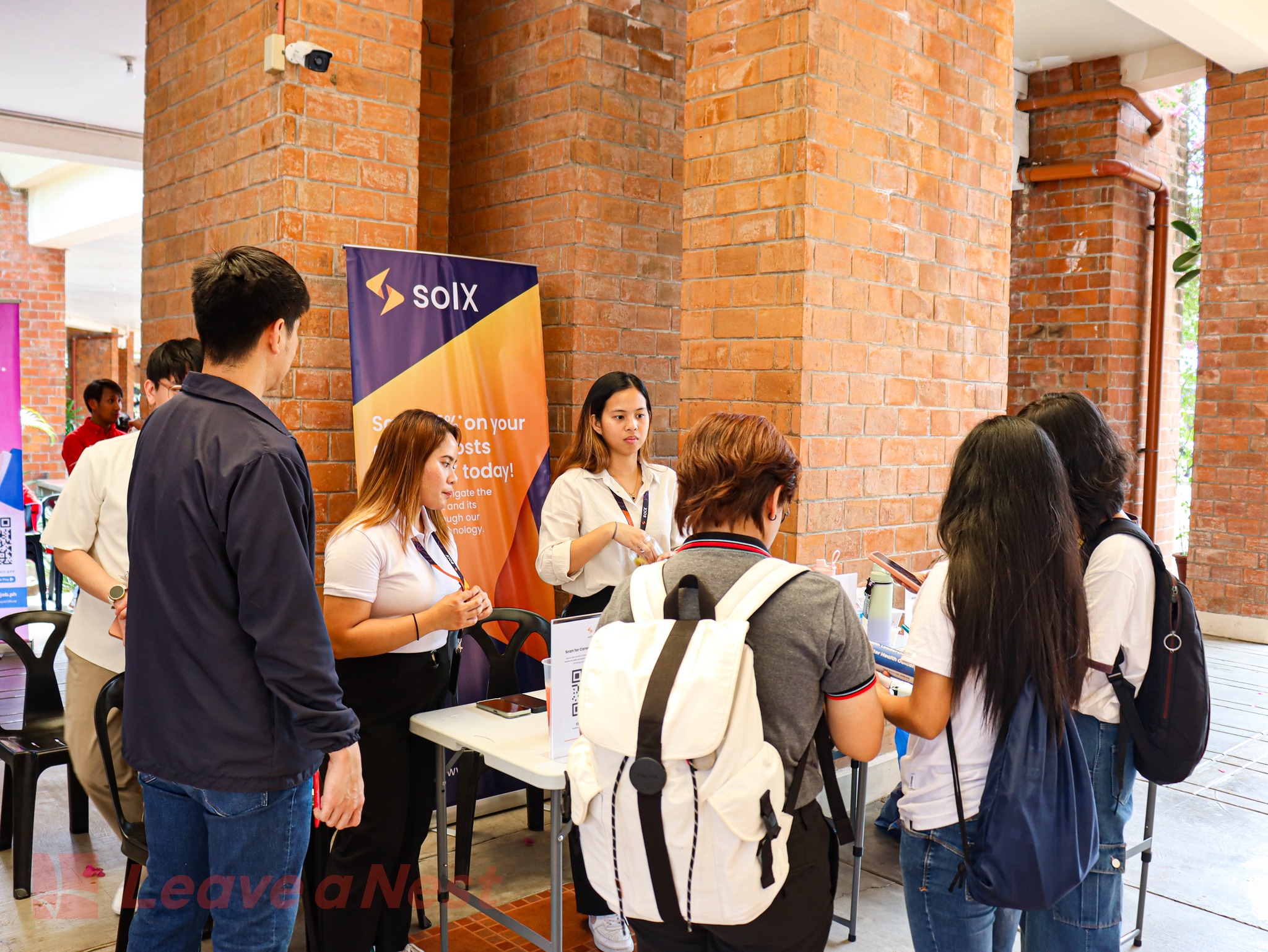 Image: Students engaged with company representatives during career networking session, , photo grabbed from the official Facebook page of Leave a Nest Philippines