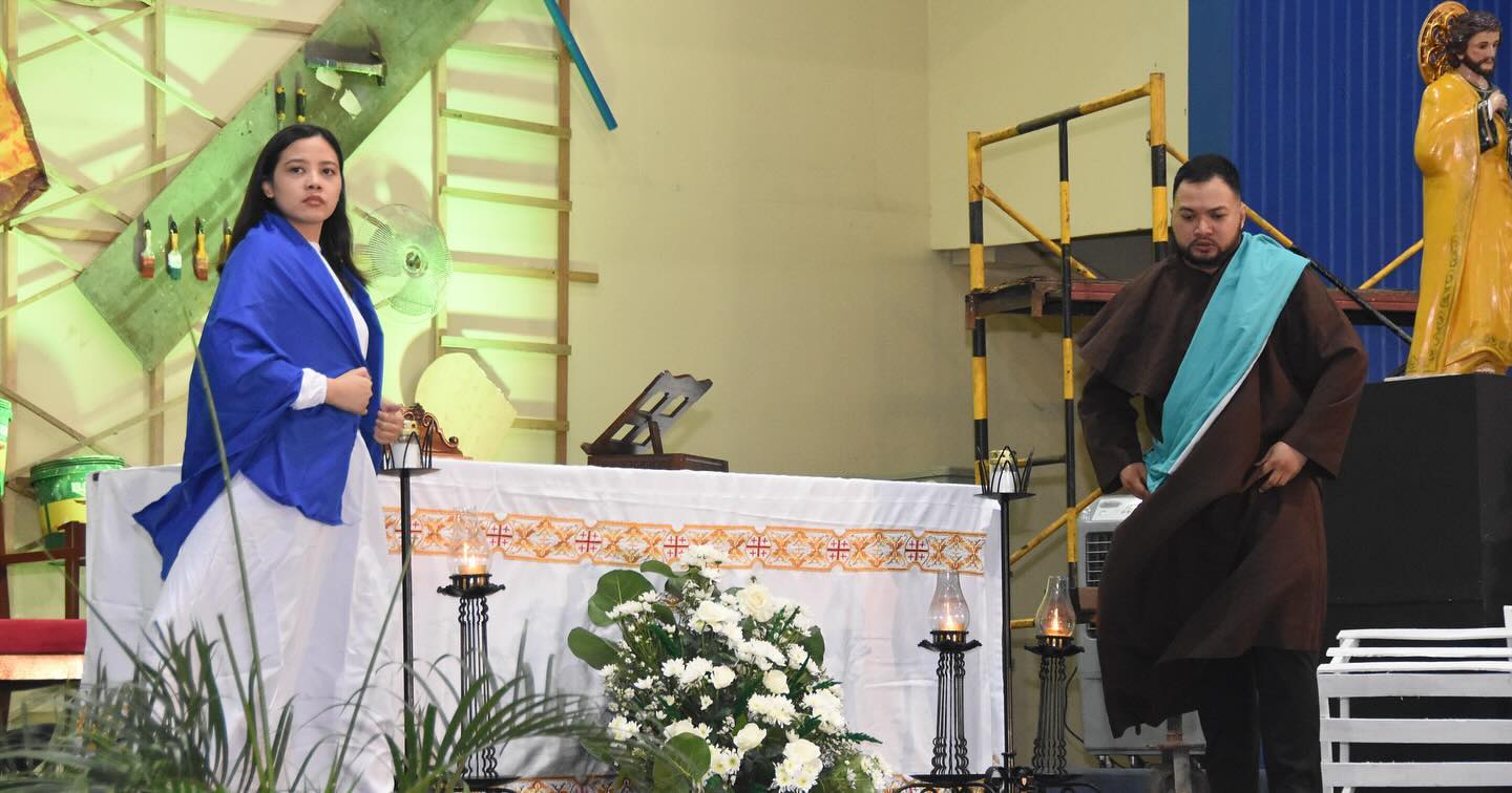 Sina Bb. Les Belostrino bilang Maria at G. Christian Mercader bilang Jose