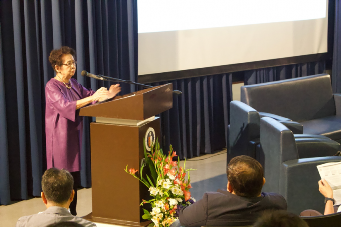 Dr. Florangel Rosario-Braid