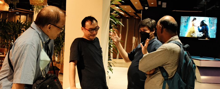 Engr Mirasol and Mr Quitoriano of AIPO discussing with Mr Aldrin Tee and Mr Vas of TSD Consulting