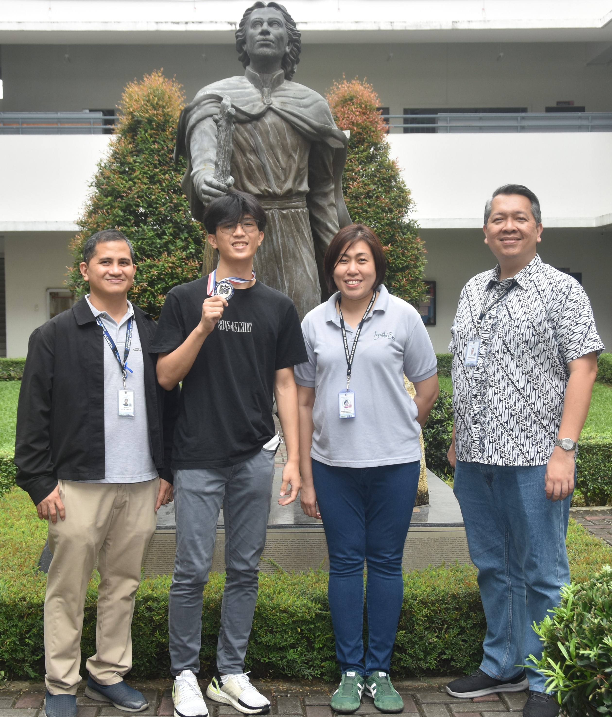 (L-R) Javy Fabello, Gabe Samson, Jennifer Concepcion, Noel Miranda