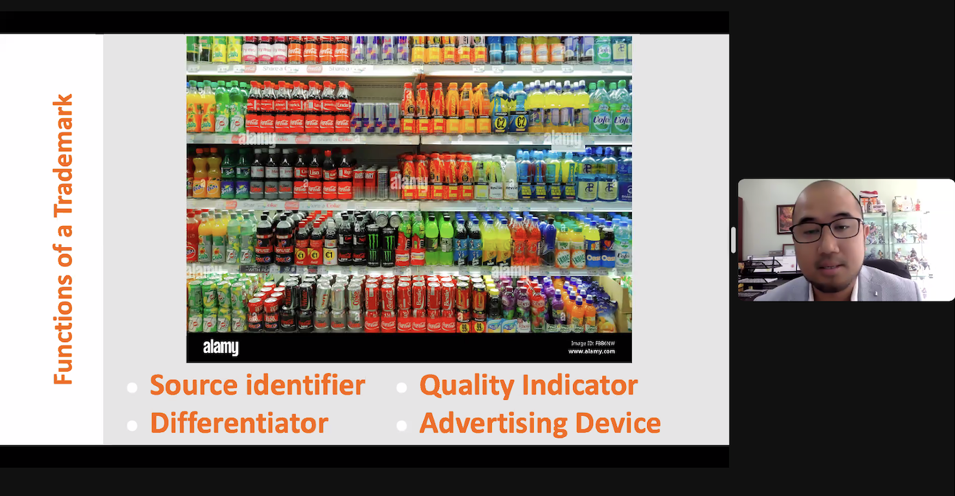 Image: Dr Romero discussing the functions of trademarks not only in the business environment but also in our everyday lives