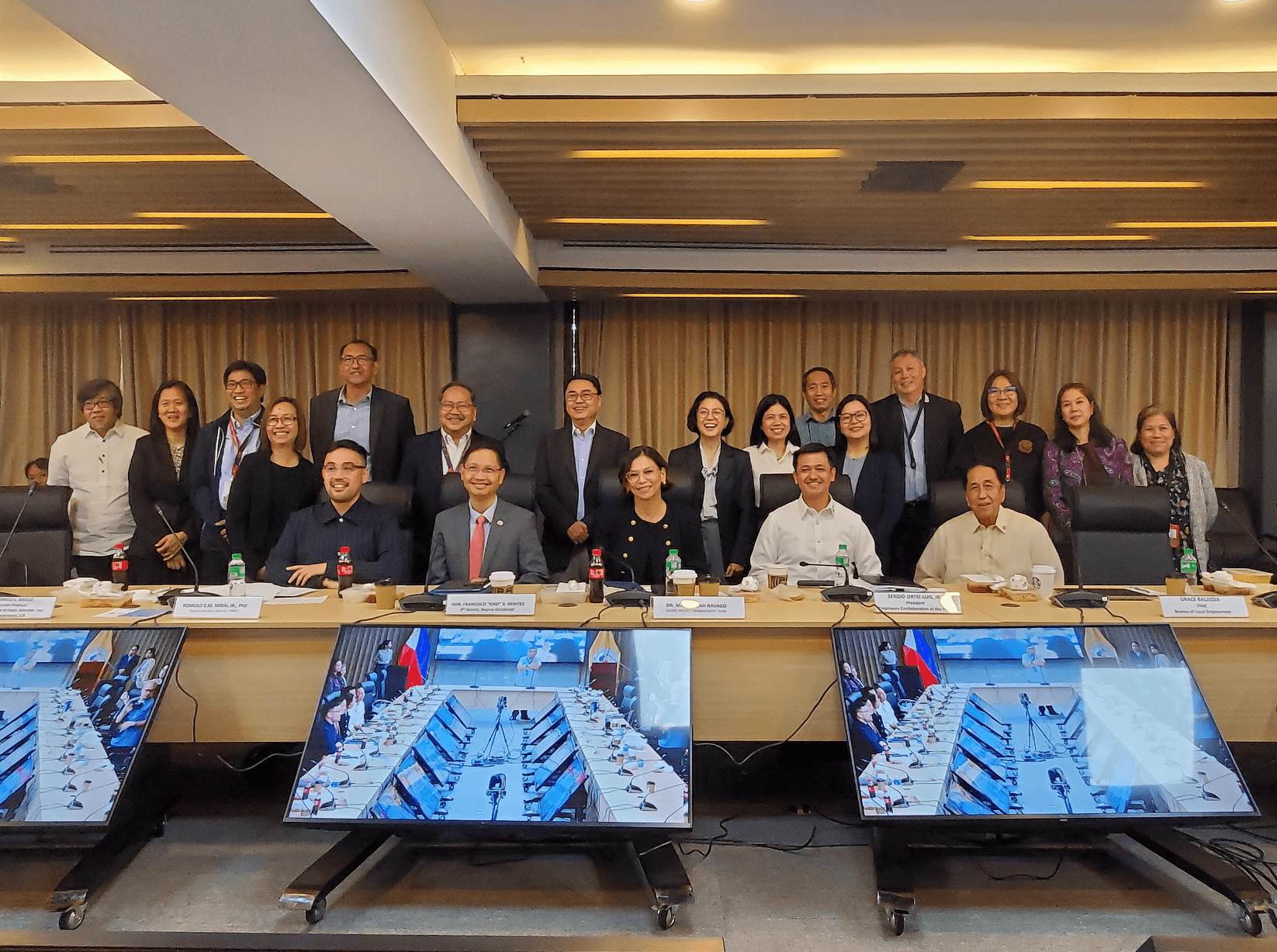 (L-R) Standing: SD Ringo Gamboa, Dir. Rosemarie Sawili, ED Novel Bangsal, Ms. Angelina Llose, Dr. Romulo Miral Jr, Mr. Felicisimo Pangilinan (DOTR), Dr. Enrico Basilio, Dr. Majah Ravago, Dr. Kris Francisco, Prof. Joselito Sescon, Dr. Philip Tuaño, OIC-DED Pamela Manalo, and SD Elsie Gutierrez Seated: Hon. Christopher De Venecia, Hon. Francisco Benitez, Hon. Stella Quimbo, Hon. Jernie Nisay, and Mr. Sergio Ortiz-Luis, Jr.