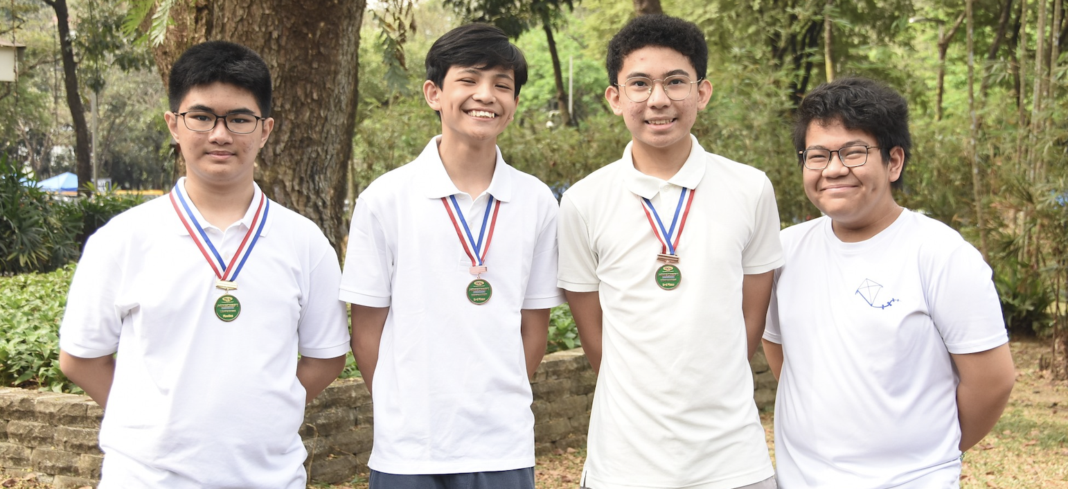 (L-R) Team category finalists Gavin Mallari, Fonzy Sevilla, Ralf Ceralde and Nouie Sanvictores