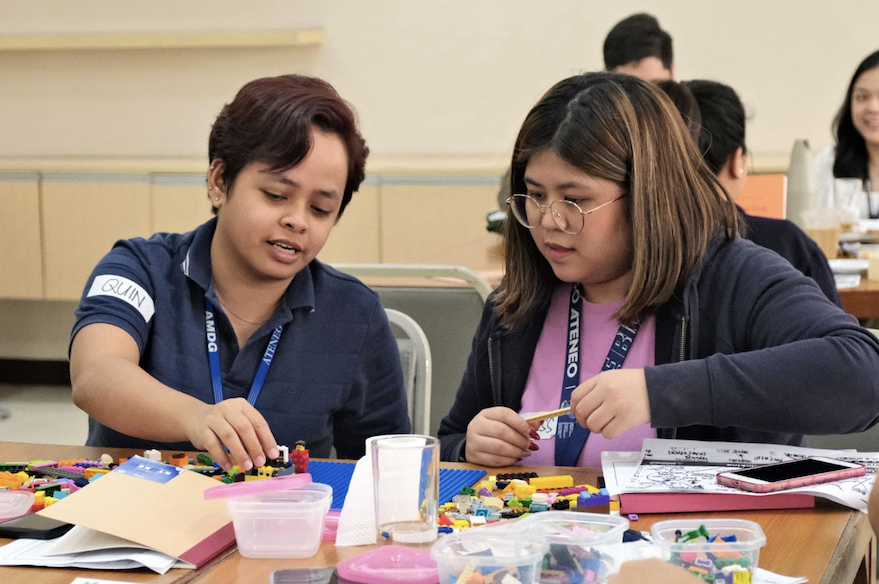 Prototyping ideas using lego blocks