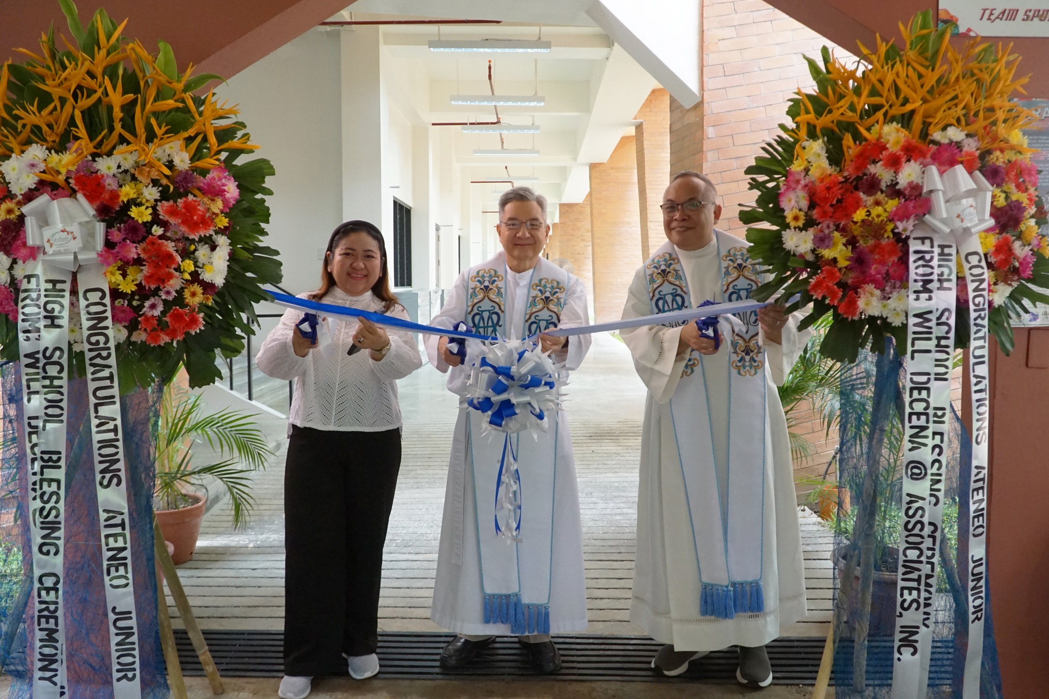 Gen Sanvictores, Fr Roberto C Yap SJ, Fr Jonjee Sumpaico SJ