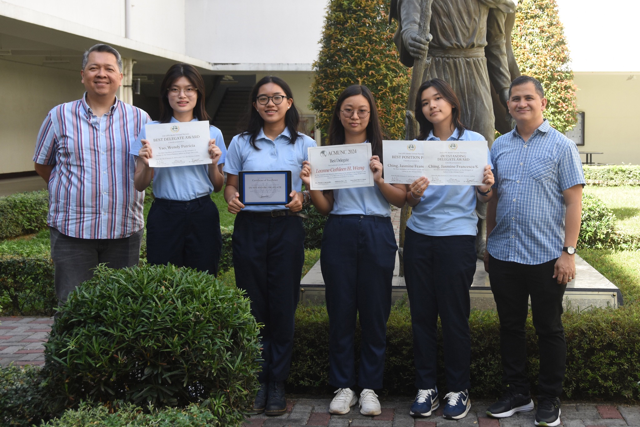 (L-R) Noel Miranda, Wendy Yao, Nala Vanguardia, Leanne Wang, Fran Ching, Javy Fabello