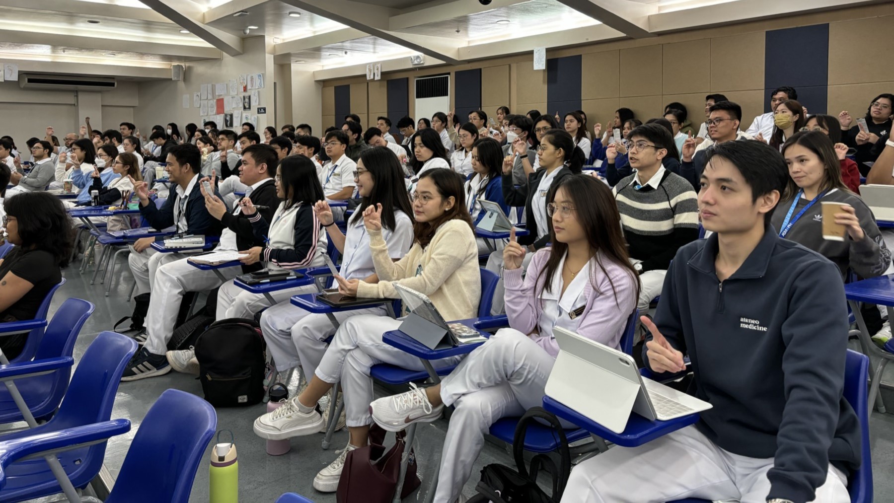 ASMPH YL7 students at the Deaf Awareness Session