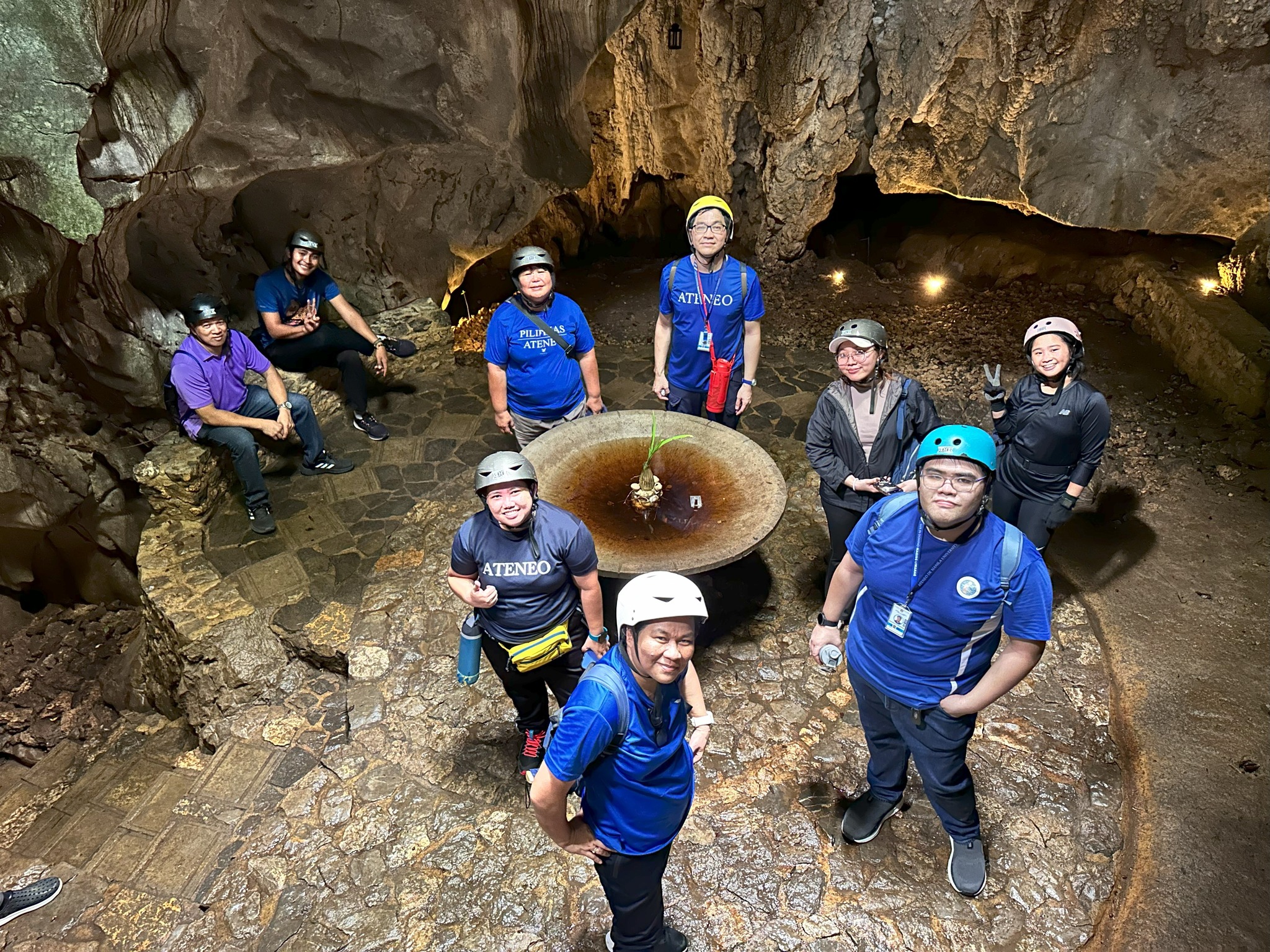 Inside "Yungib ni Ruben"