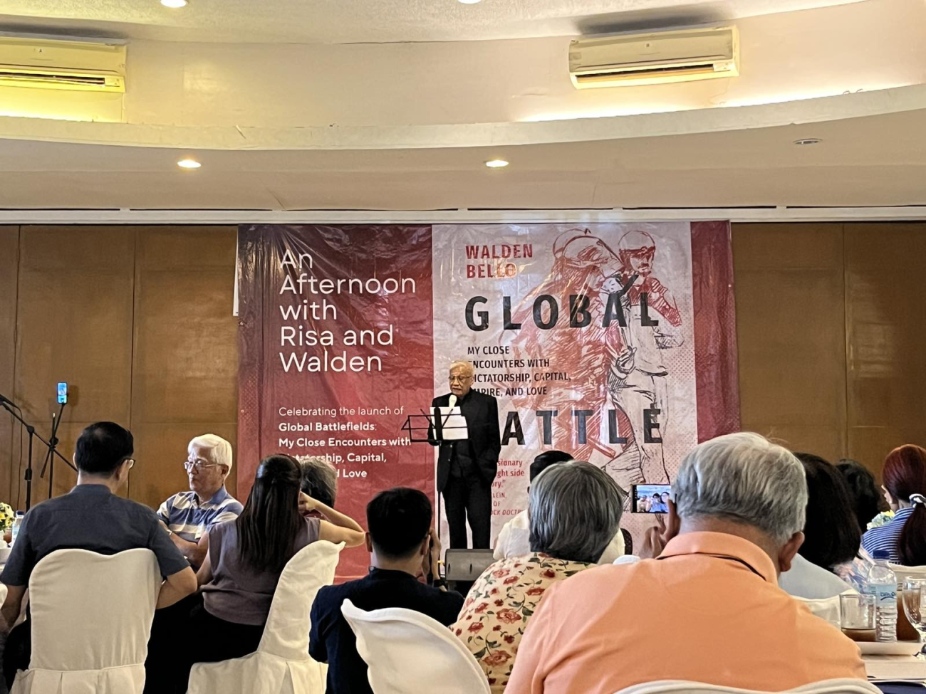 Ateneo de Manila University alumnus Walden Bello launches his autobiography ‘Global Battlefields: My Close Encounters with Dictatorship, Capital, Empire, and Love’ with Risa Hontiveros and batchmates
