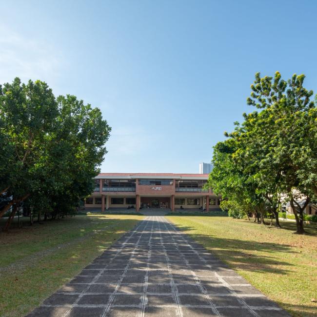 Policies and Guidelines on Green Spaces, Biodiversity and Mobility article thumbnail