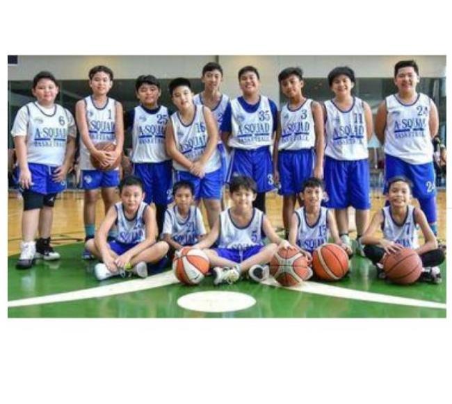 Front row sitting from left: Jacob Liwanag, Cash Escalona, Z Molina, Miguel Violago, Manolo Pasion. Back row standing from left: Keno Ymasa, Mucho Mabigat, Gavin Manlutac, Manu Fernandez, Joaquin Baliwag, Oreo Gandionco, Julian Baliwag, Migo Yoro, Rajko Baluyot. Not in photo: Sam Arao 