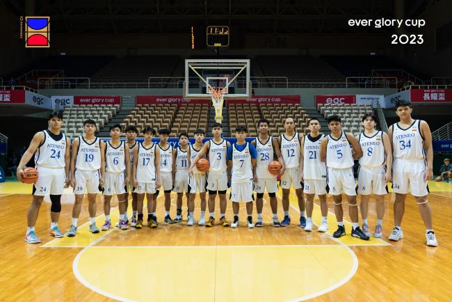 (From left: Kristian Porter, Troy de Guzman, TJ delos Santos, Henry Madrangca, Henry Suico, Lans Lagdamen, Chris Urbina, Alfonso Tan, Third Ebdane, Uno Prado, Ziv Espinas, Danger Tupas, Nathan Asistio, Derek Domangcas, Mikey Ong, Owen Calanasan. Photo courtesy: Ever Glory Cup Facebook Page)