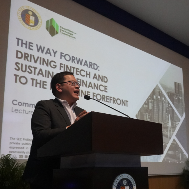 SEC Commissionerl Kelvin Lee