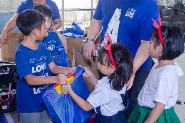 Young Ateneans being persons for others  