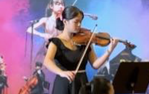 Raeka Raquel performs in the Music Singapore Int'l Competition