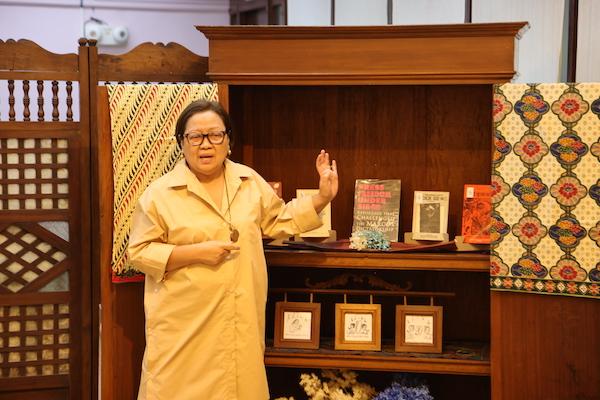 Jo-Ann Maglipon at the launch of "Beyond the Gloss and Discipline"