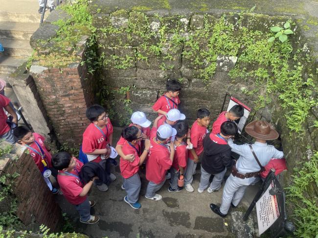 AGS Grade 5 field trip to Fort Santiago 