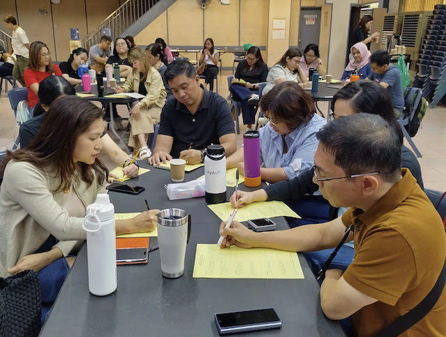 Scene from the Bar Model Workshop for Grade 3 parents 