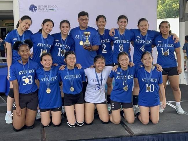 Kneeling from left: Avary Lister, Lexi Buenaventura, Nat Barocca, Ysa Gomez, Jona Ajon, Irene Yaranon; standing from left: Gian Damian, Tiffany Foo, Nicola Ladignon, Coach Franz Damian, Rian Ardidon, Thaea Ramos, Luanne Atienza, Jelena Dait; not in photo: Fobi Castellano